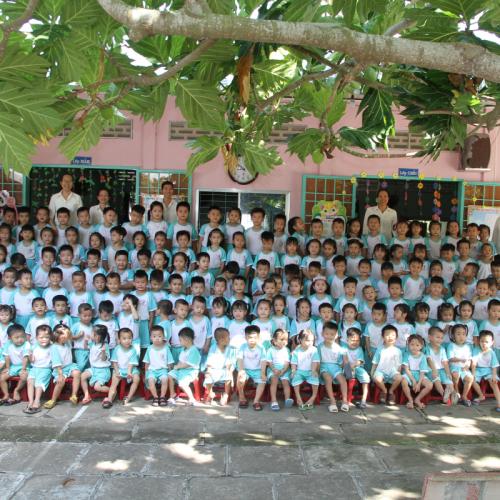 ENFANTS DU VIETNAM