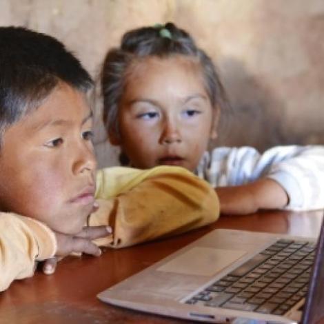 Digital pour tous : comment réduire la fracture numérique dans le monde d'après ?