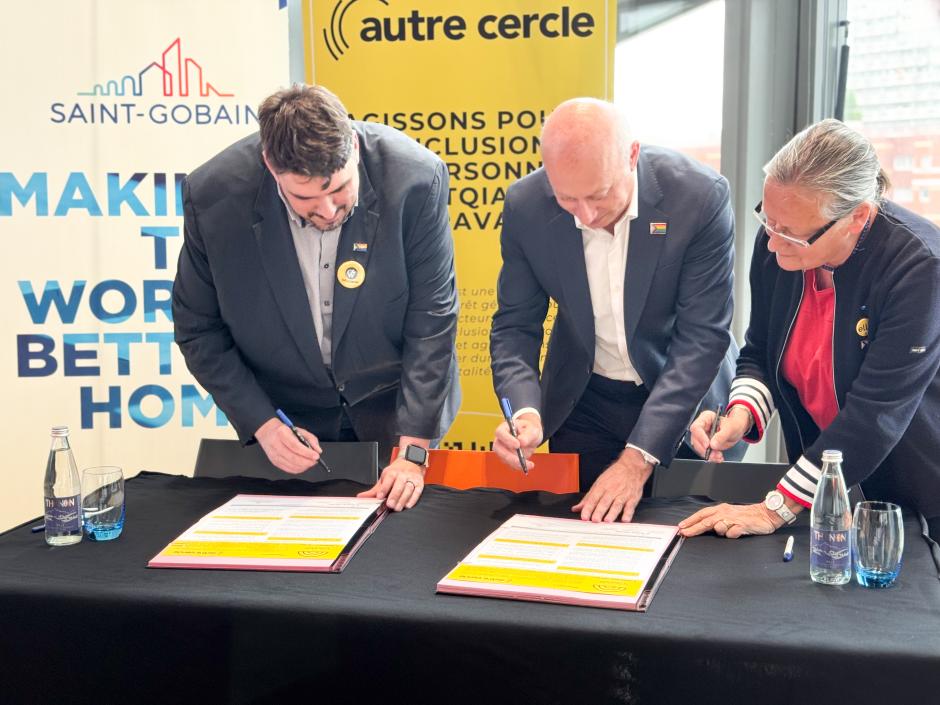 Saint-Gobain France signe la Charte d’engagement LGBTQIA+ de l’association L’Autre Cercle